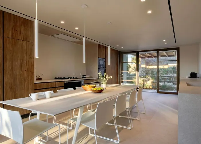 -votsalakia- Brand New Seaside 5bdr Lavender * Alikí